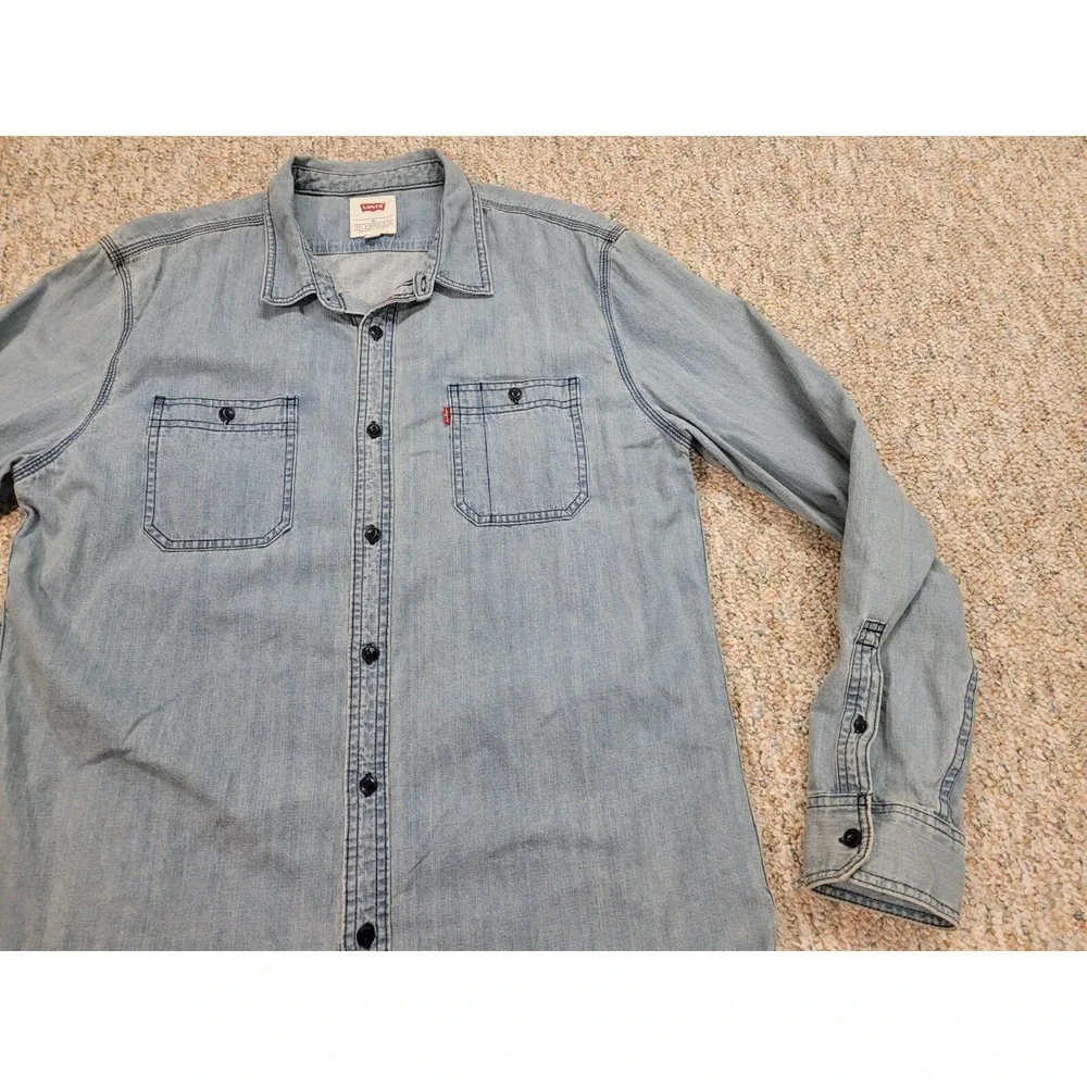 Levis Shirt Mens XL‎ Blue Denim Button Up Long Sleeve Casual Western Country